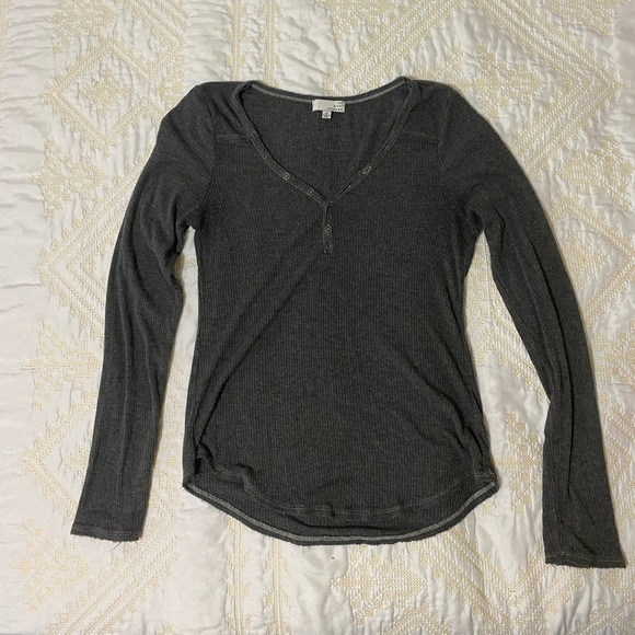 Dark Grey Ribbed Longsleeve - Picture 1 of 2